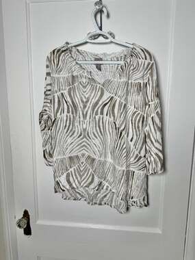 Chico's L Beige Zebra Print Ruffle Neck Long Sleeve Cotton Top Animal Print